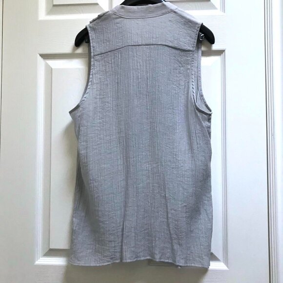 Cute LAPIS Ruffle Sleeveless Blouse - Picture 3 of 7